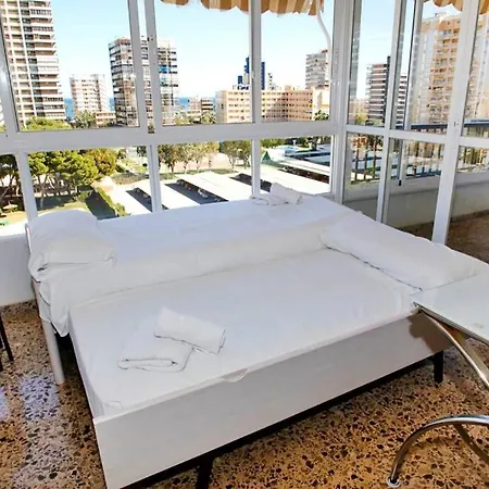 Garden With Pool And Ac Apartment *