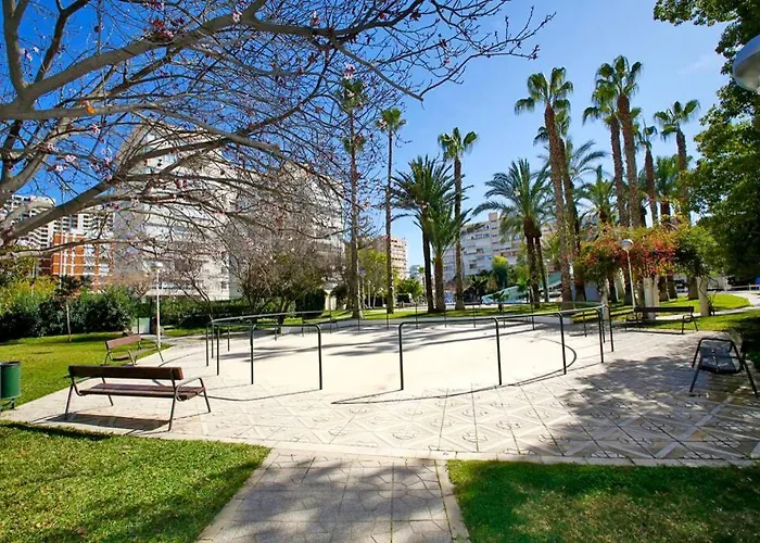 Garden With Pool And Ac Apartmán *